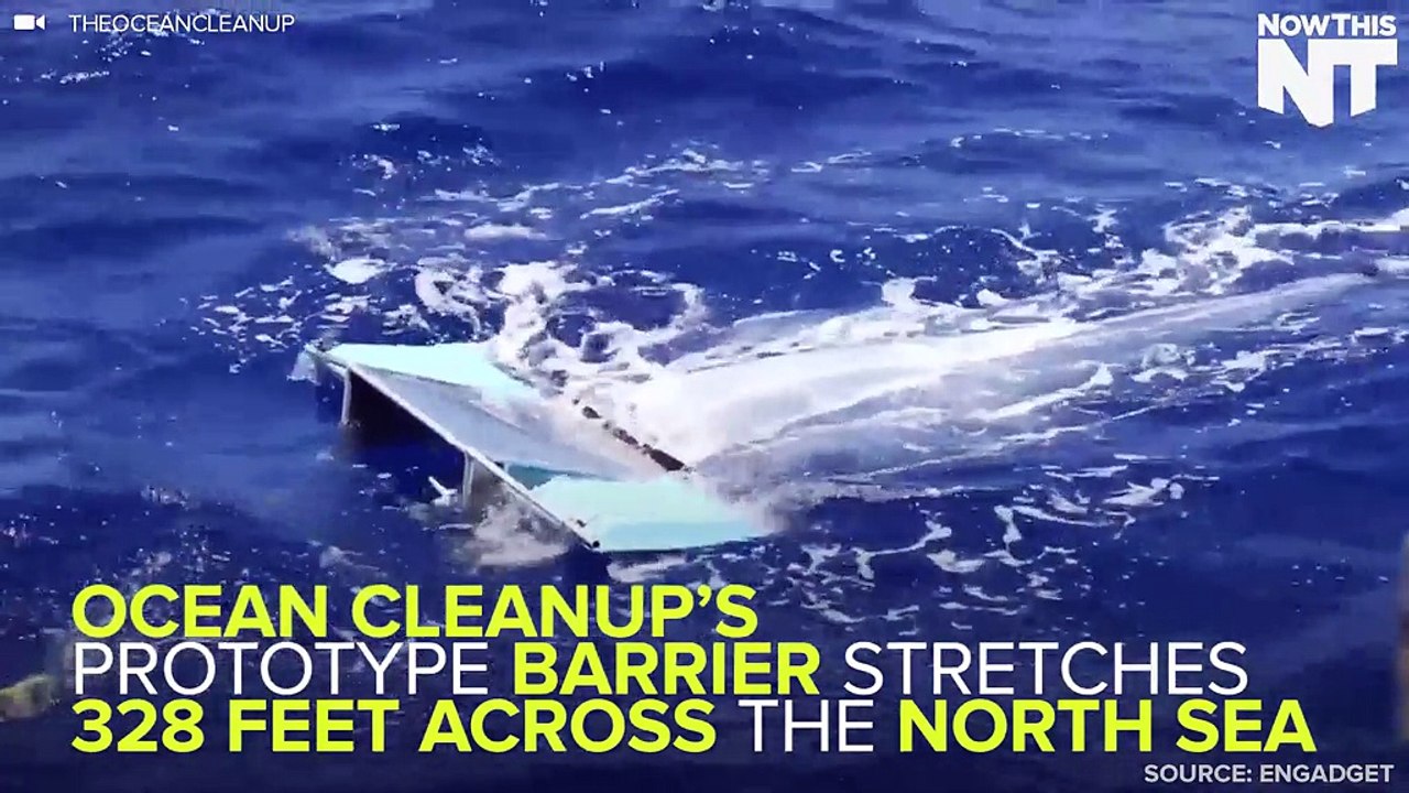 Floating Barrier Keeps Out Ocean Trash
