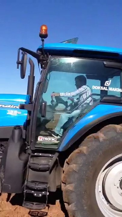 165 beygir landini disk tiller çekiyor