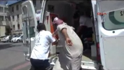 Şanlıurfa - Kanalda Kaybolan Kişinin Yakınları Suyun Kesilmesi İçin DSİ'de Eylem Yaptı