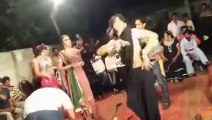 Desi Hot dance in Lahore top desi home dance 2016 very hot mujra PAKISTANI MUJRA DANCE Mujra Videos 2016 Latest Mujra video upcoming hot punjabi mujra latest songs HD video songs new songs