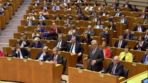 Promotor de Brexit abucheado en Parlamento Europeo