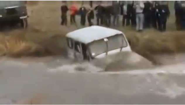 Во Уаз дает )) Офигеть