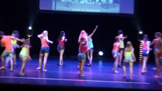 GALA 2016 grands Ados acte 2 scene 4