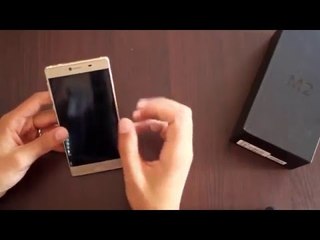 هاتف جميل جدا اعجبني وثمنه لايتعدى 179 دولار المراجعة صادقة وليست إعلان تجاري