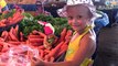 Ярослава с Куклой на рынке в Анталии – Продуктовый Шопинг. Подарки для Ярославы - Игрушки для детей