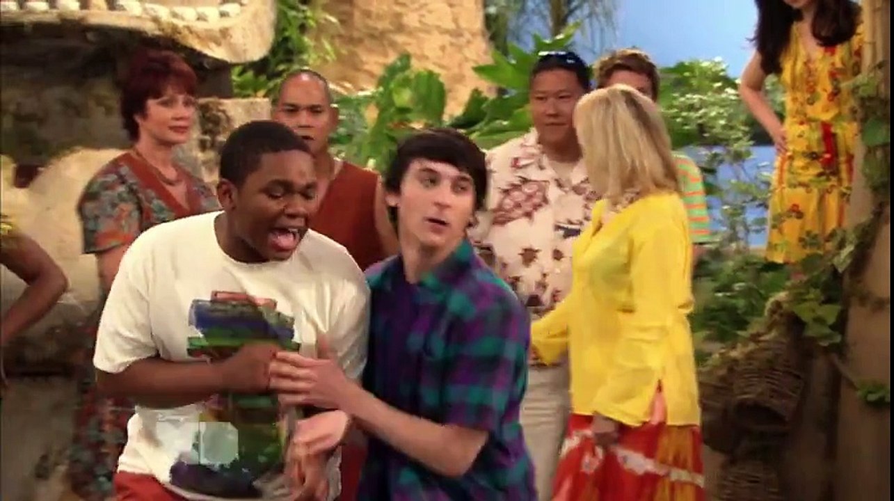 Pair of Kings S1 E2 Return of the Kings 2