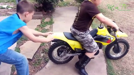 Những trẻ trâu nguy hiểm nhất hành tinh ★ Cười rơi cả bụng bầu