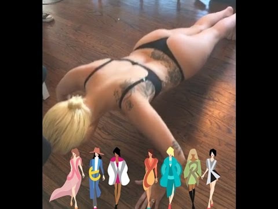 Lady Gaga push-ups in underwear before NYFW show