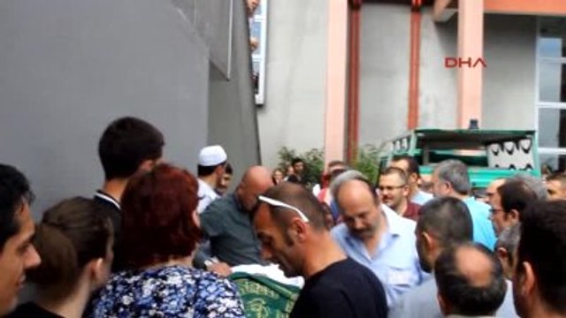 Rize Kazada Yaralanan Sağlık Memuru Hayatını Kaybetti