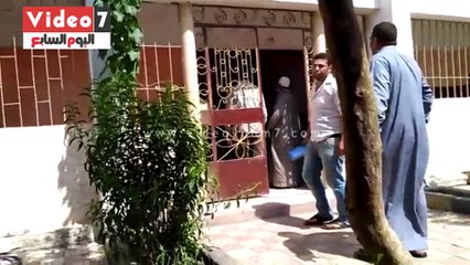 غضب بالدقهلية بعد تداول لقطات لأفراد شرطة يعتدون بالضرب على مواطن