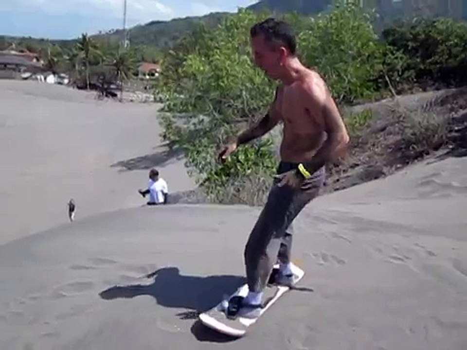 sandboarding in jogja