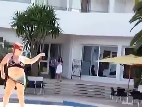 Смеялся до слёз! Я буду для тебя всегда твоей малышкой. Женщина отрывается по полной