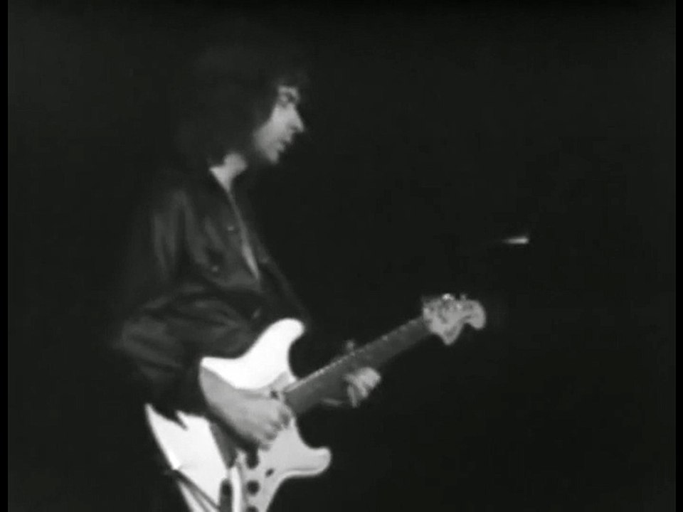 大好きな師匠。 #ritchieblackmore #rainbow #deeppurple #fender #Stratocaster #st72 #marshall #vox #engl #guitar #guitarist #composer