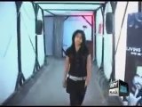 A Girl Daring In Front Of Lion In Waqar Zaka Show