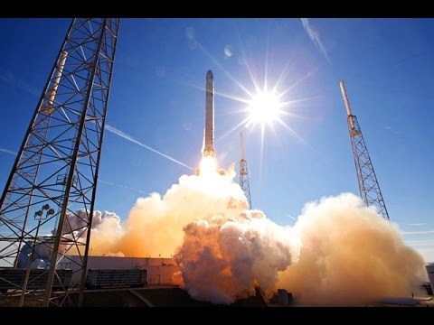 Tên Lửa Falcon 9 SpaceX Elon Musk của Mỹ Hạ cánh thành công trên biển