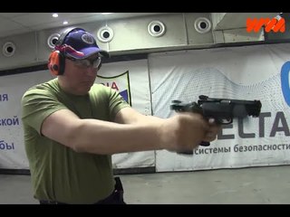 Phó Thủ tướng Nga Dmitry Rogozin Trổ Tài Bắn Súng Bằng Hai Tay