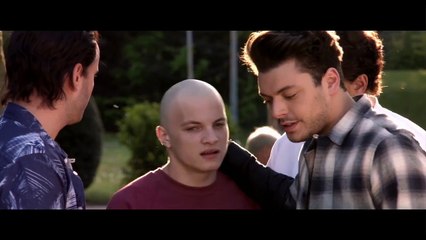 film Amis Publics (Kev Adams) 2016