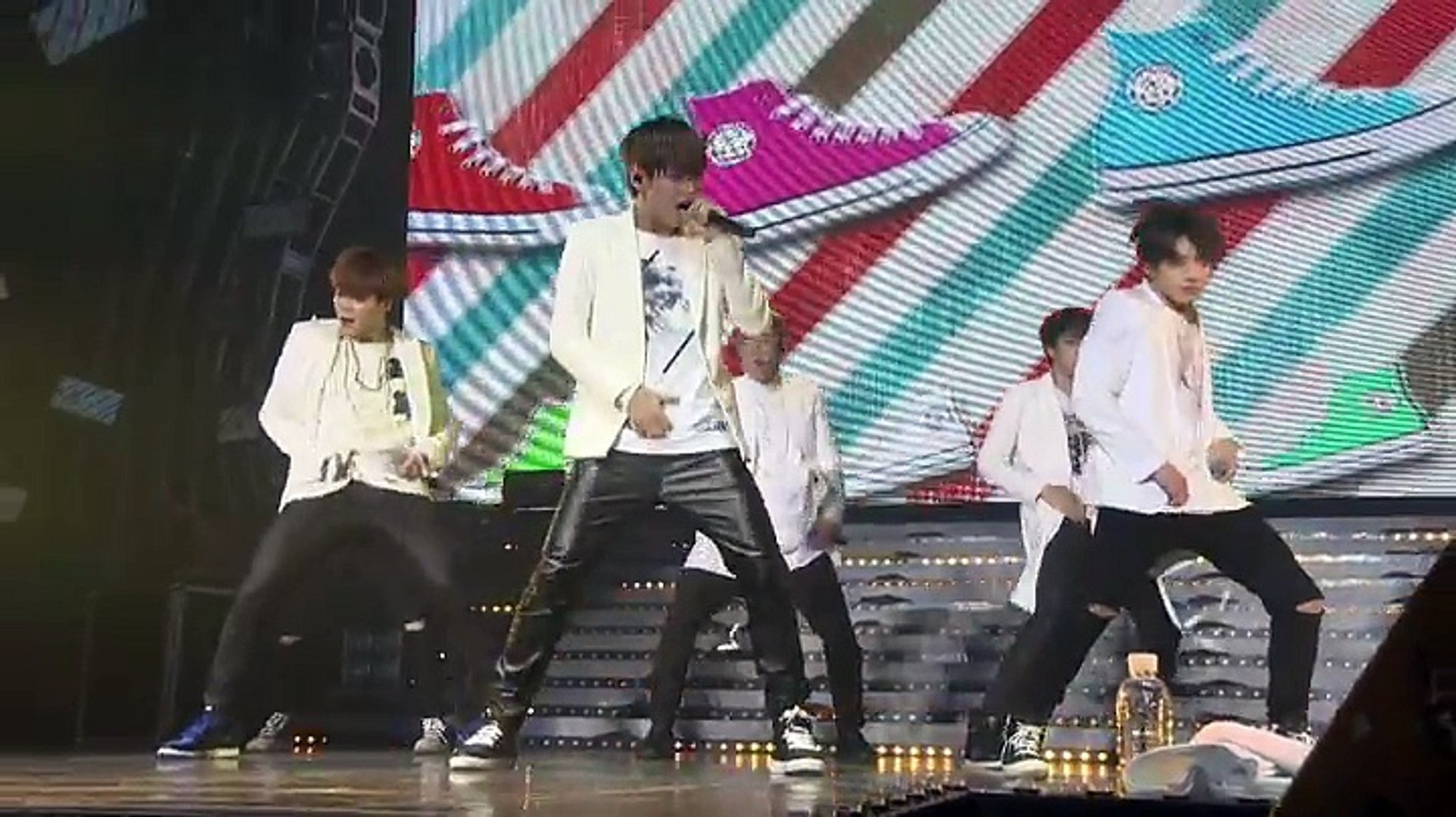 BTS MEMORIES OF 2015 BTS Begins part 2 - video Dailymotion