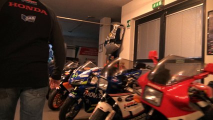 HONDA VFR 400 R Year 1990 (VIDEO 4K)