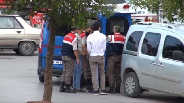 Kocaeli Kasayı Açamayınca Bahşiş Kutusunu Çaldılar