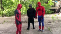 Spiderman & Batman vs Deadpool vs Hulk & SpiderGirl Superheroes in real life Battle Compilation