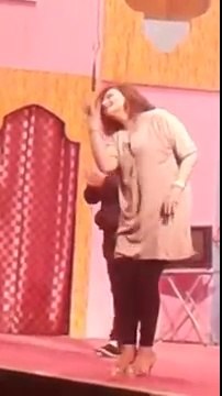NARGIS VERY HOT MUJRA DANCE ENTRY 2016 - PAKISTANI STAGE DRAMA 2016 VERY HOT ENTRY BY NARGIS
