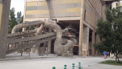 Valorisation des pneus usés à Lafarge ciments