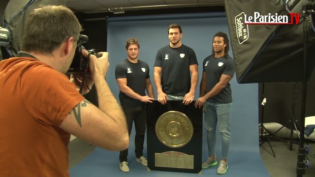 Racing 92 : le Bouclier de Brennus dans les locaux du Parisien