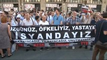 Atatürk Havalimanı'ndaki Terör Saldırısını Kadıköy'de Protesto Ettiler