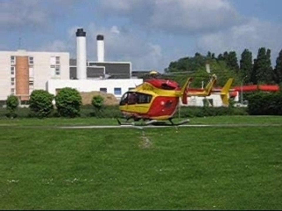 Dragon 50 au decollage héliport CHU Rennes