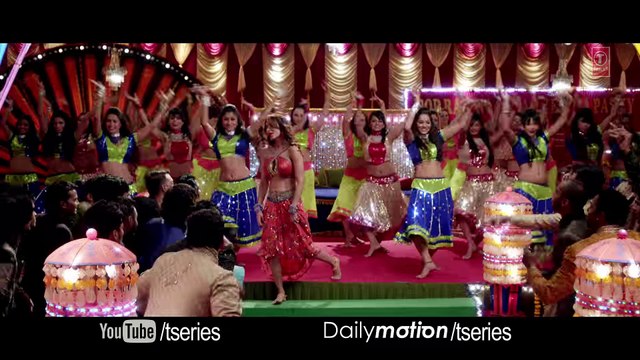 'Fashion Khatam Mujhpe' Video Song - Dolly Ki Doli - T-series -