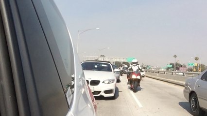 This is what lane-splitting looks like from a car