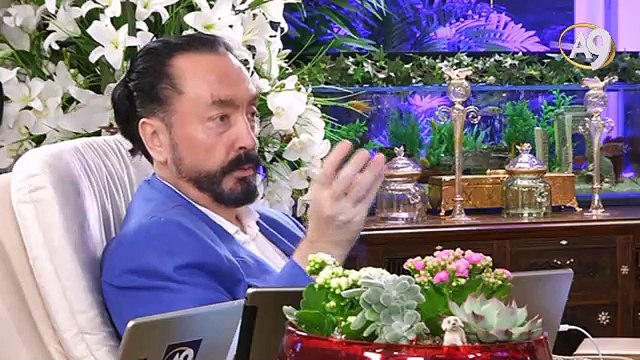 Homoseksüeller şiddete maruz kalsın istemeyiz ancak Kuran'a göre yanlışlığını anlatmakla yükümlüyüz.