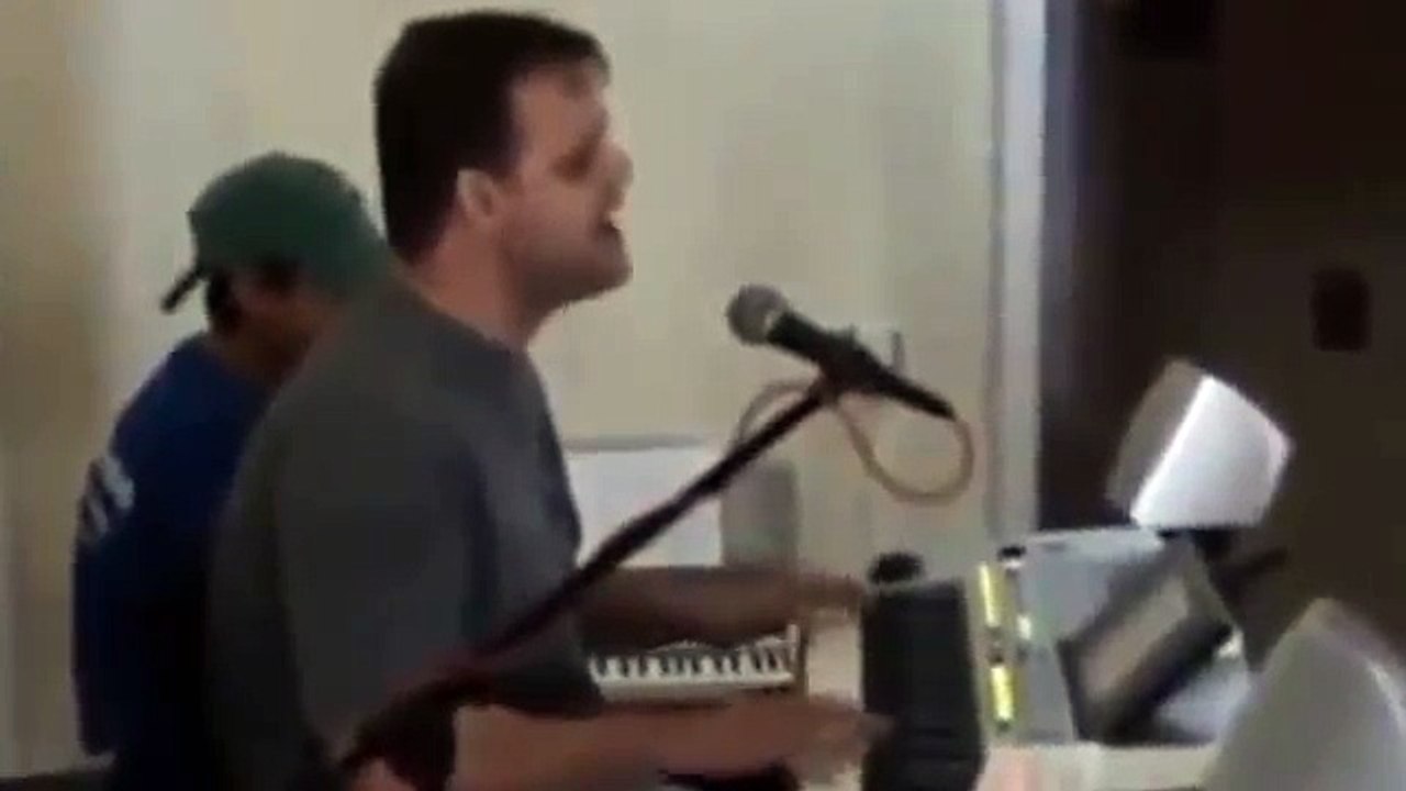 00 23 · Márcio Pinheiro - Graças a Deus