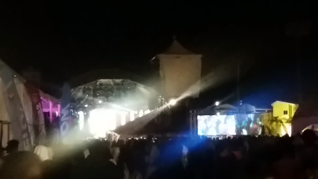 electro saint kitts 1/2