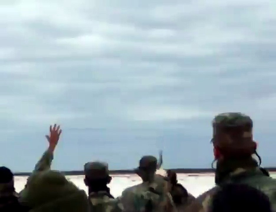 Breathtaking Fighter Jet Fly By