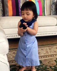 Gayanya Arsy Addara Terima Telephone Sambil Jalan Jalan Cuekin Bunda Ashanty