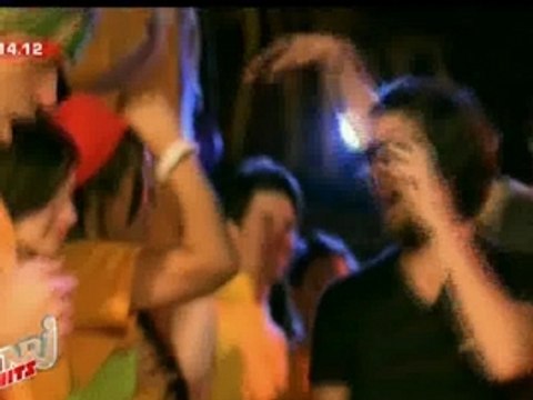 Hellogoodbye - Here In Your arms