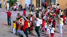 Flash Mob des 10 ans des filières bilingues catalanes de la ville d'Elne