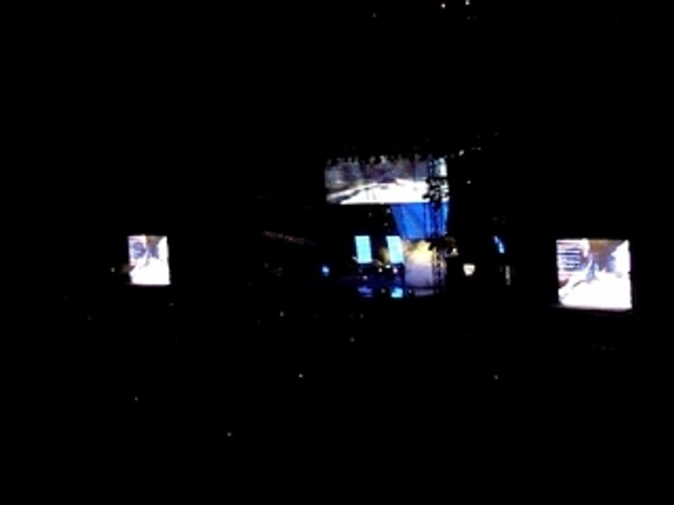 Muse Live @ Monaco - Invincible