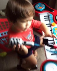 Video Lucu El Barack Alexander Latihan Vokal & Alat Musik Bareng Gempita Noura Marten