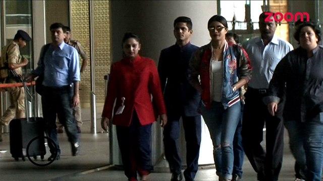 Priyanka Chopra avoids question on Deepika Padukone - Bollywood News #TMT