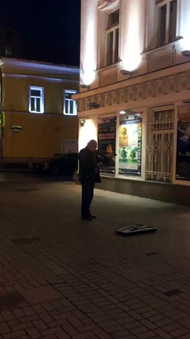⁣Russian Street