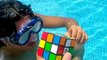 Parce solves Rubik's cube 3x3x3 under water 1:20