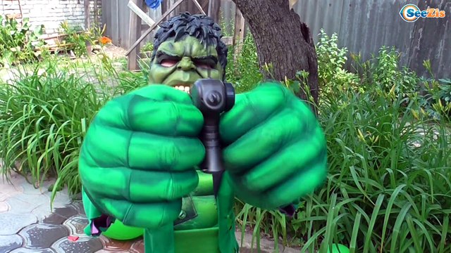 Hulk, Игорек и Монстр Tрак Квадроцикл лопают шары. Игры для детей. Видео для Мальчиков - Халк