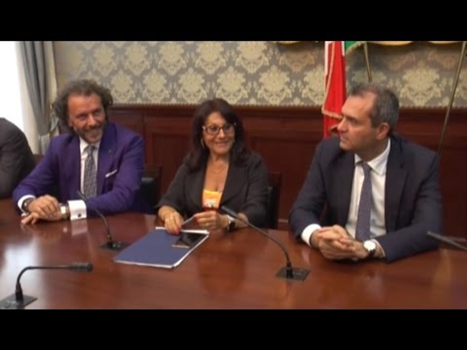 Napoli - Il Prefetto incontra i 18 sindaci neoeletti della provincia (29.06.16)