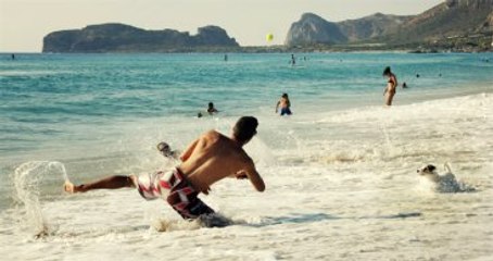 Bu Plajda Yağmur Yağarsa Paranız İade