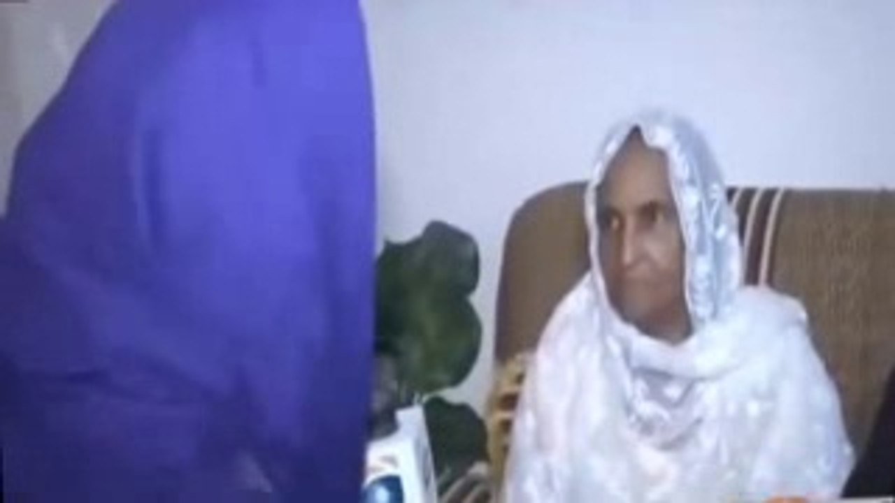 Amjad Sabri Mother Is Full Of Sorrow While Telling An Incident Of Amjad Sab