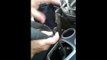 How to change gear knob mazda 2 Πως να αλλάξετε το πόμολο στον μοχλό ταχυτήτων του Mazda 2
