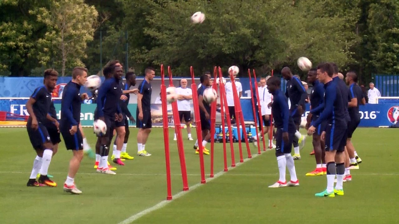 Bleus - Evra : "Agir, ne pas réagir"